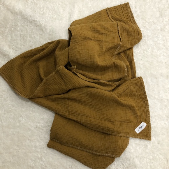 Carly Jean Los Angeles Other - Carly Jean Los Angeles thin blanket